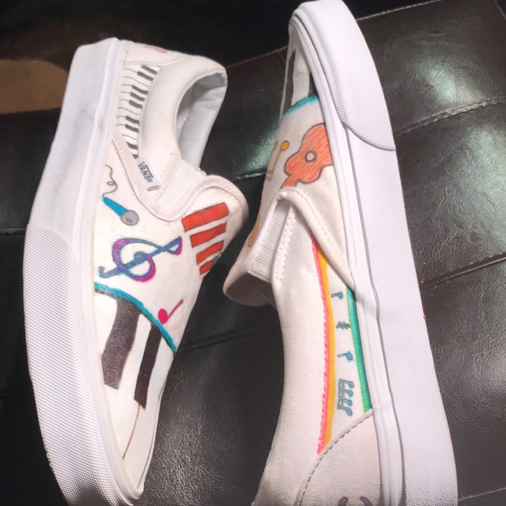 Men’s size 10 customized Vans sneakers